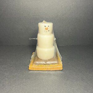 New & Sealed Ewe's View Holiday S'more Snowman Novelty Candle Collectible 4"